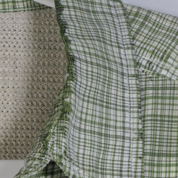 The North Face Shirt Mens Medium Green Button Pocket Intentionally Distressed - Picture 5 of 15